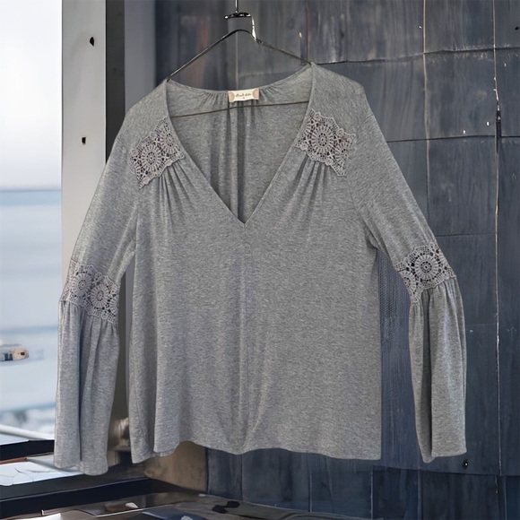 🍄Altered State Bell Sleeves Blouse - Picture 1 of 4